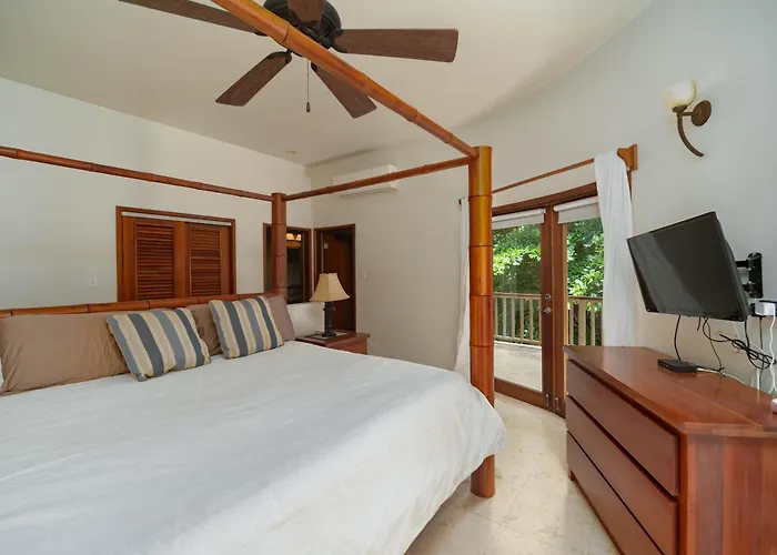 Residences At Barrier Reef 8b Oceanview 2 Bedroom By Floreo Holiday home San Pedro (Ambergris Caye)