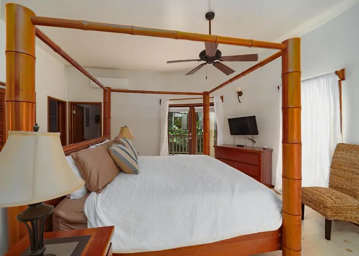 Holiday home Residences At Barrier Reef 8b Oceanview 2 Bedroom By Floreo *