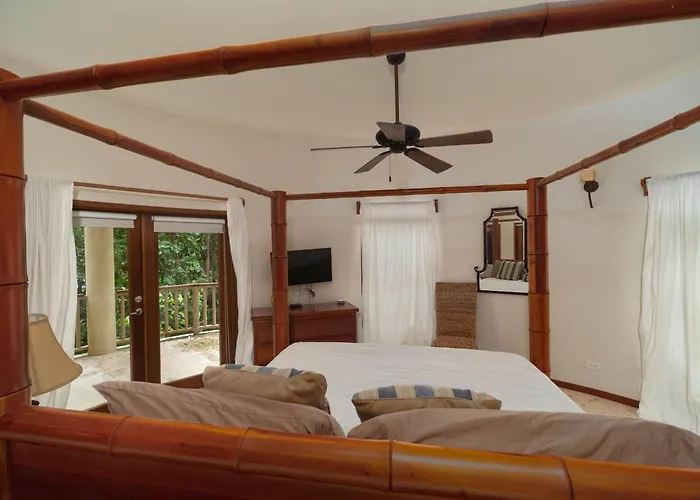 Residences At Barrier Reef 8b Oceanview 2 Bedroom By Floreo Holiday home *