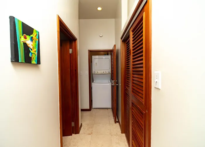 Residences At Barrier Reef 8b Oceanview 2 Bedroom By Floreo * San Pedro (Ambergris Caye)